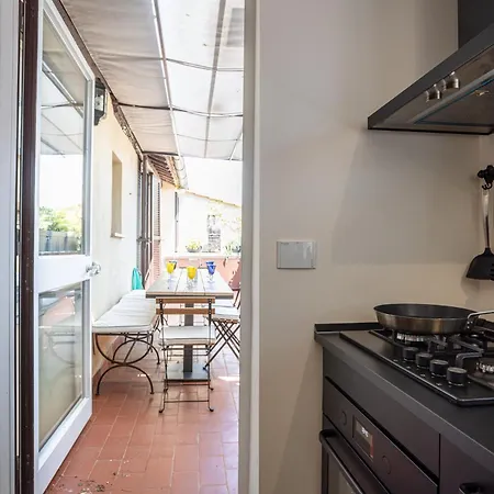 Terrace In Campo Marzio Apartment *